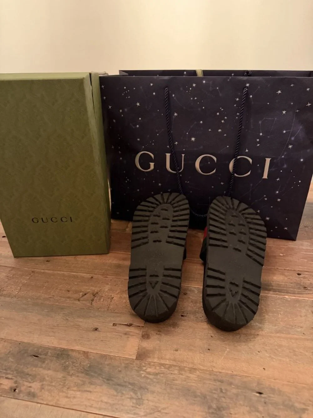 Gucci Web Men's Rubber Slide Sandal - Black Rubber, US 11 Great Condition